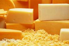 Россия обвиняет Беларусь в поставках украинского сыра