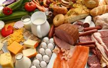 Украинцы едят только половину от нормы молочных продуктов, мяса и рыбы
